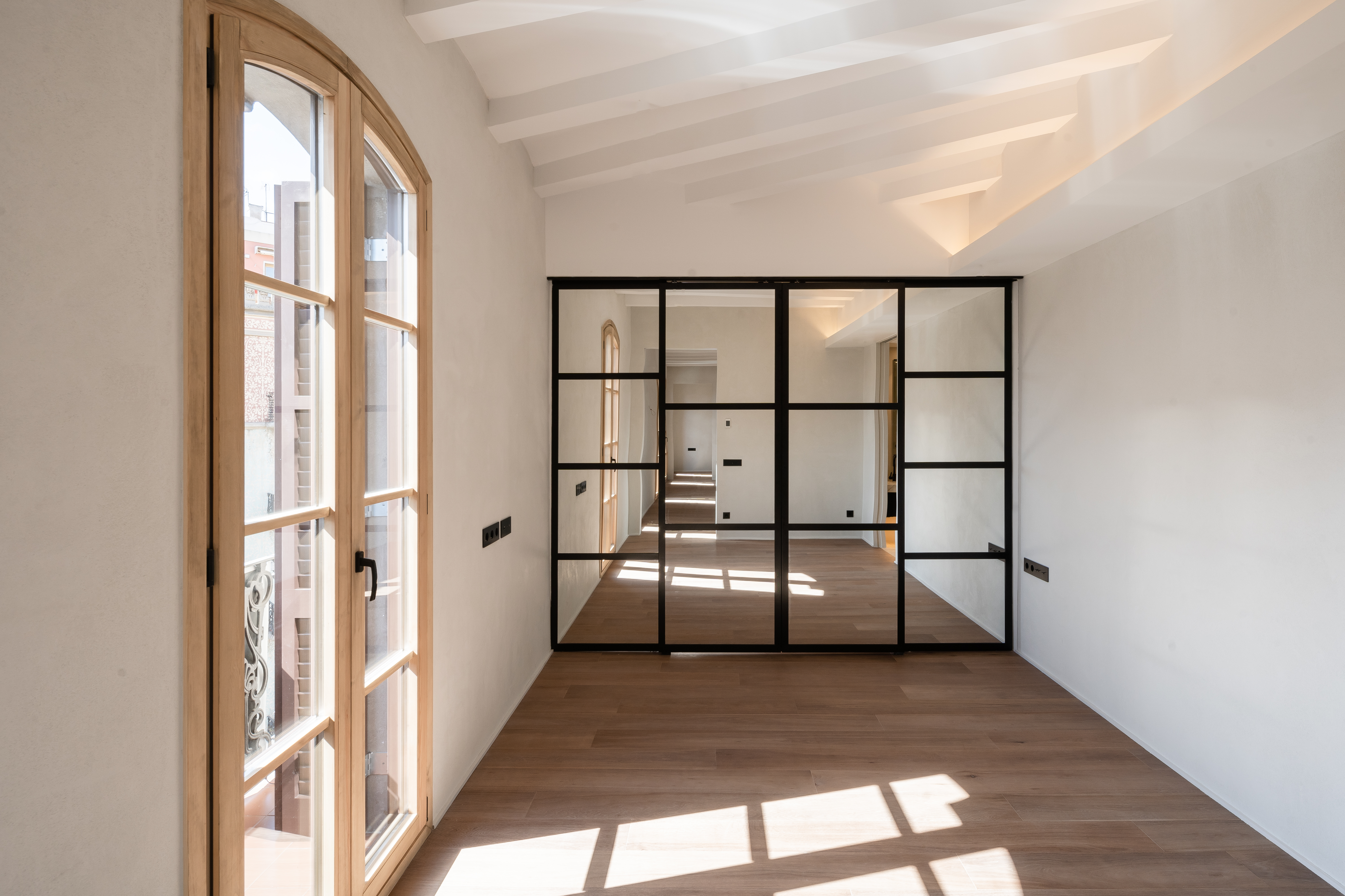 Architecture designed to maximize daylight.