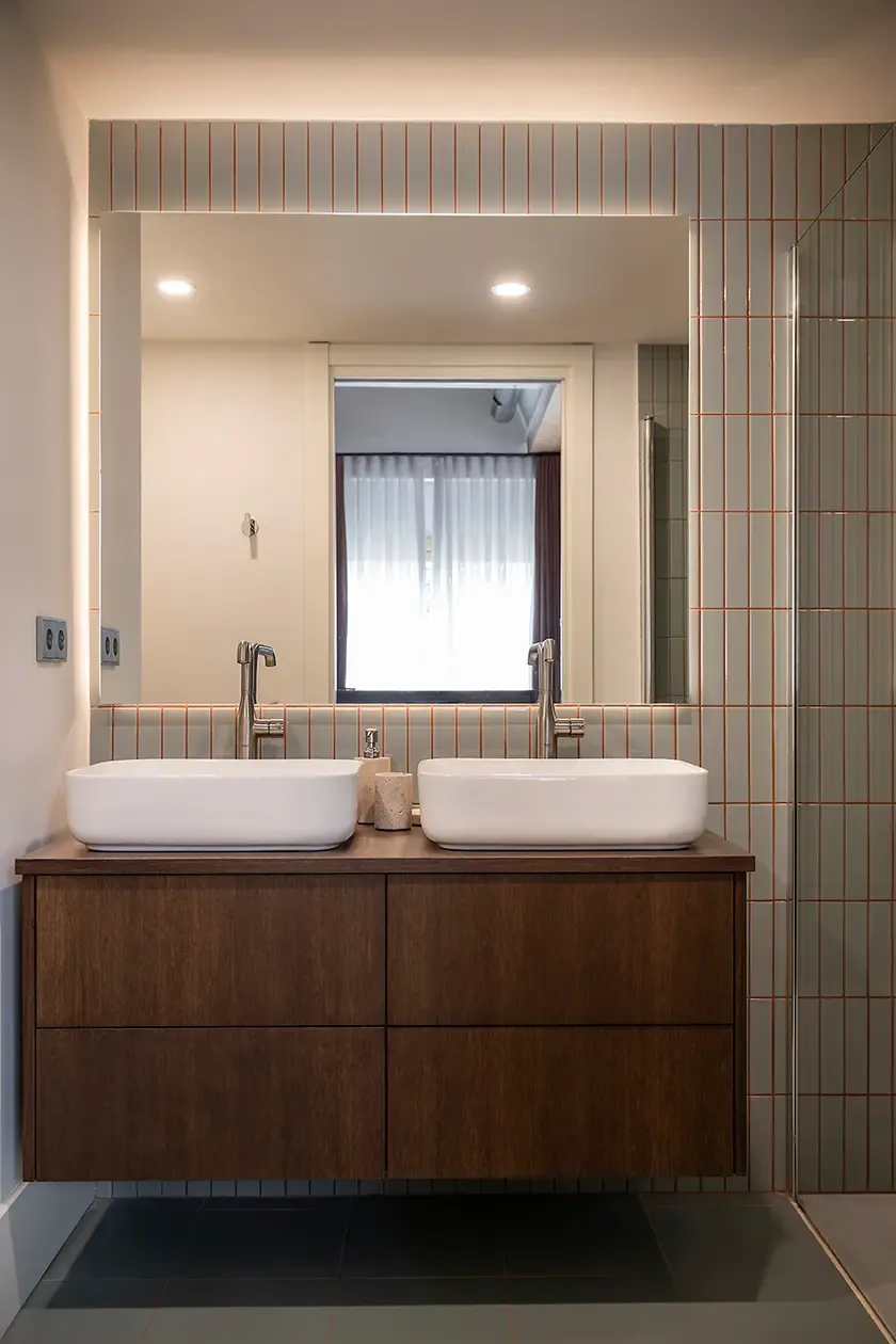 Luv-Lifestyle_Can-Ricart-LoftA10_Bathroom.webp