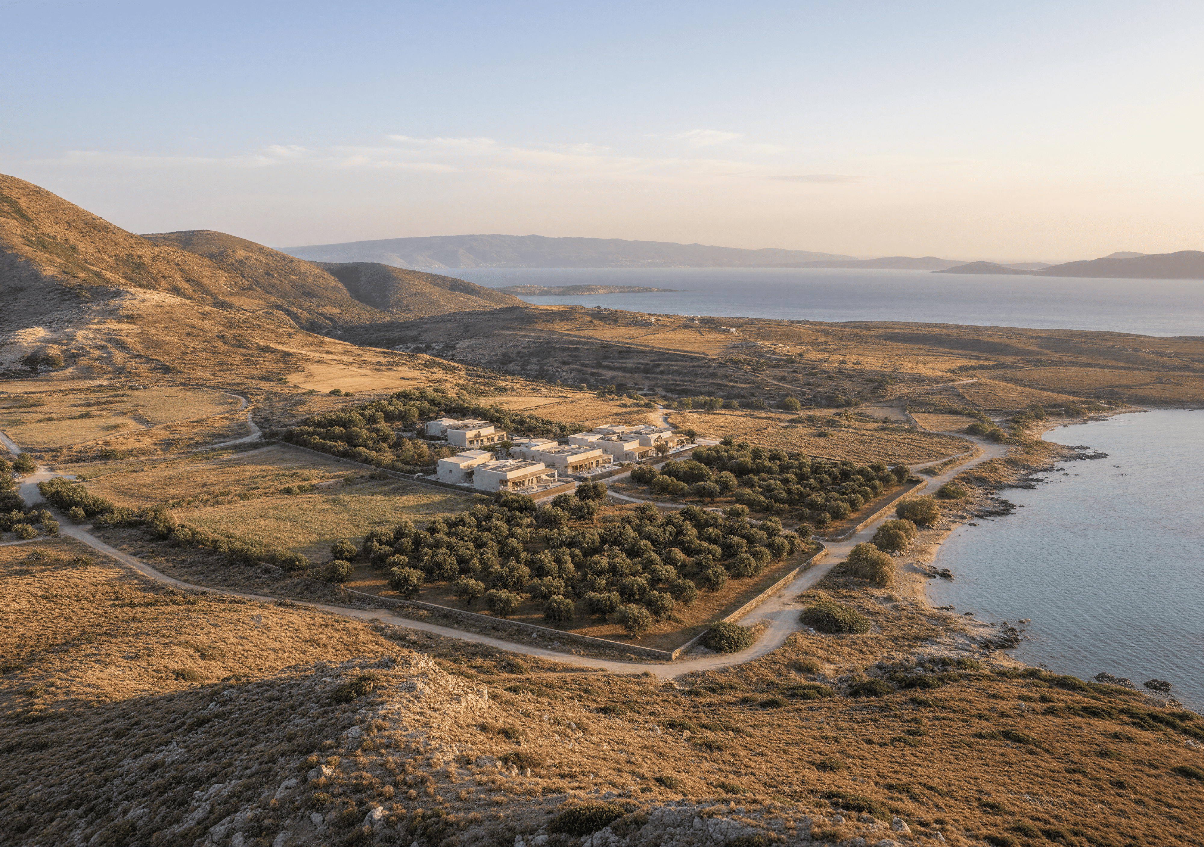 Villas Antíparos | Arquitectura y diseño de interiores · Luv Studio