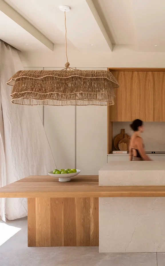 A kitchen that blends functionality with Mediterranean elegance.